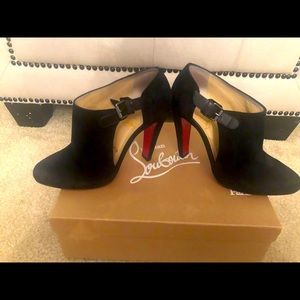 Suede Christian Louboutin Black Pumps with side Cut Outs